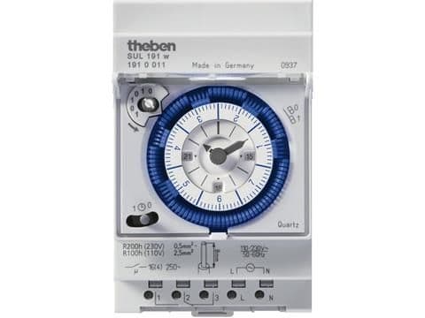Horloge 7 jours avec réserve de marche 110 - 23 0V 50 - 60Hz 1CO 16A vue 1