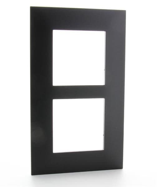Valena plaque 2 postes vertical entraxe 57mm Noir Chrome vue 1