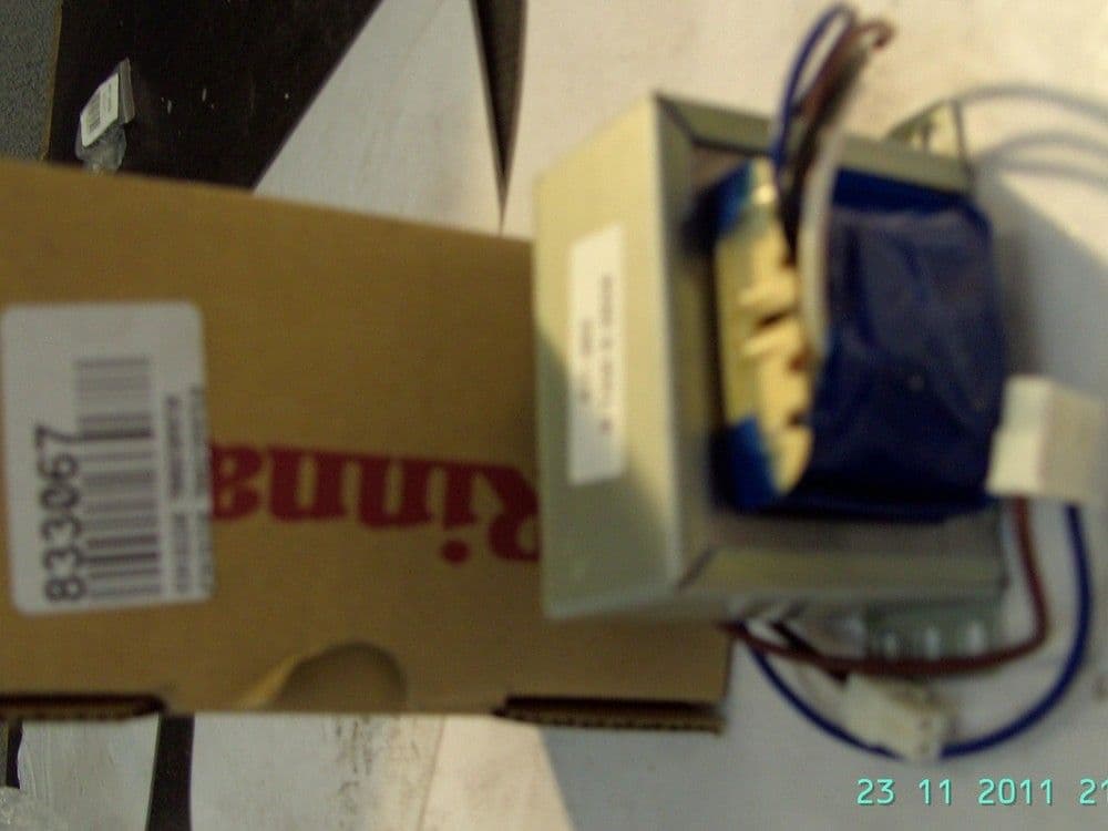 RIN V2632WE TRANSFORMATEUR vue 1