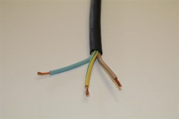 Ctmb / N 3 G 6 Noir (H07RN-F) en rouleau de 100m classe CPR: ECA vue 1