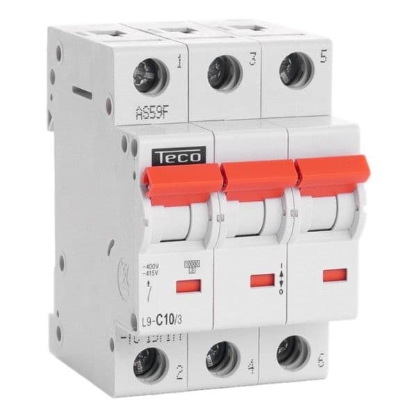 Disjoncteur 3 pôles 10A 10kA courbe C vue 1