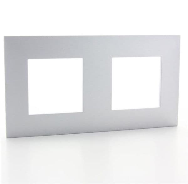 Valena plaque 2 postes horizontal - vertical entraxe 71mm Alu vue 1