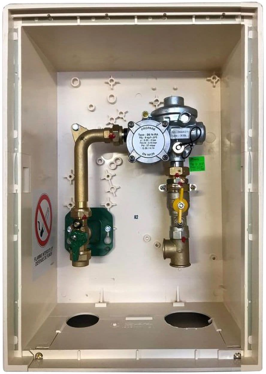 ARMOIRE POUR REGULATEUR DE PRESSION POUR PROPANE AVEC T POUR UNE VANNE MAGNETIQUE A 2 ETAGES vue 1