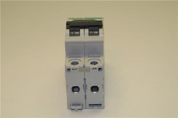 C60 - disjoncteur modulaire - C60N - 2 pôles 10A courbe C vue 1