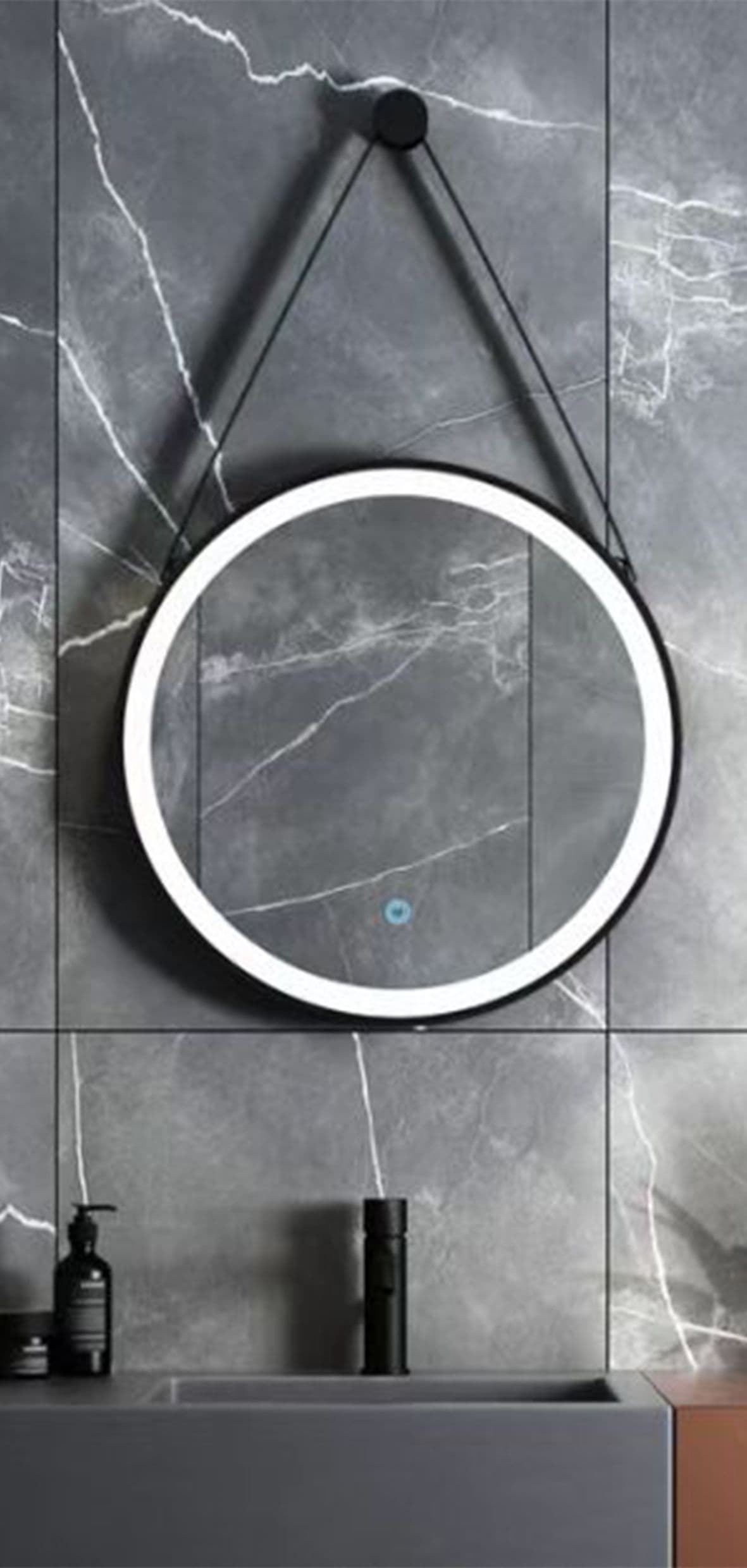 ALONI BELTIA MIROIR - AVEC ÉCLAIRAGE LED - ROND - AVEC CADRE - AVEC SANGLE EN CUIR SYNTHÉTIQUE ET CROCHET - TEMPÉRATURE DE COULEUR LED 3500-6500K - 80CM - NOIR MAT vue 1