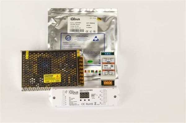 Paquet avec décodeur DMX, alimentation, Ruban Led et interface Qbus - DMX vue 1