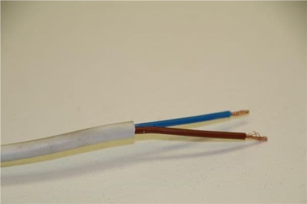Vtmb 2 x 1 Blanc (H05VV-F) en rouleau de 100m vue 1