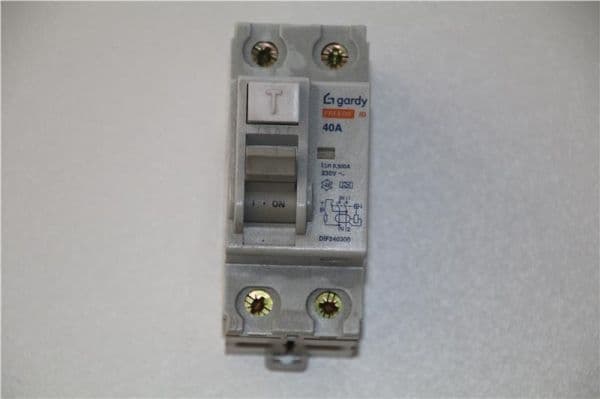Différentiel 2 pôles 40A 300mA A vue 1