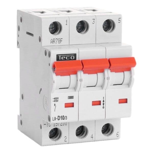 Disjoncteur 3 pôles 10A 10kA courbe D vue 1