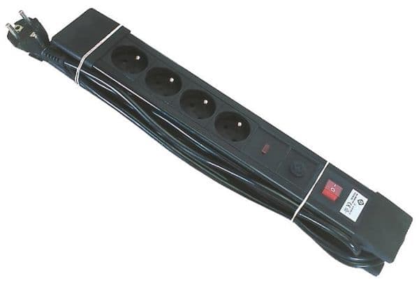 Bloc multiprises + interrupteur + RFI - 4 x prise 2 pôles + T 16A avec cordon - 3G1.5 - Noir - 5m vue 1