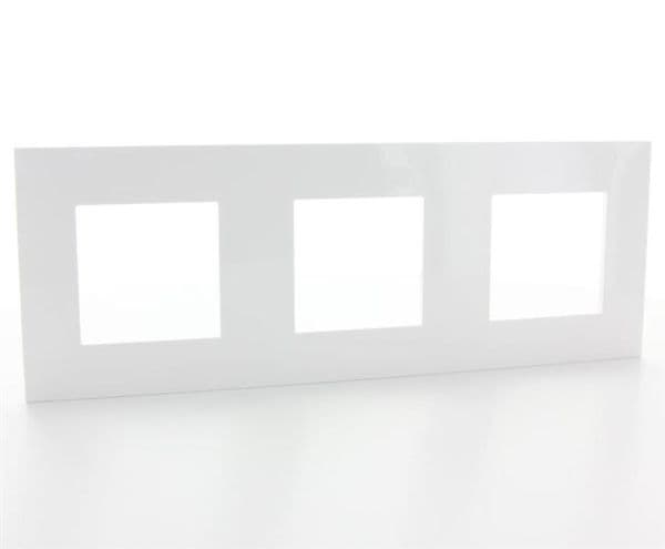 Valena plaque 3 postes horizontal - vertical entraxe 71mm Blanc Chrome vue 1