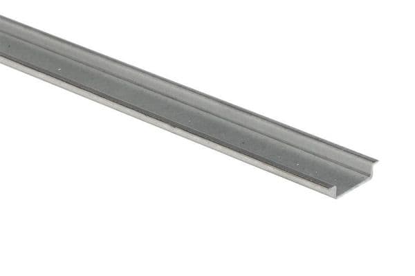 Rail omega sans perforation / Sendzimir Blanc / Rohs hauteur 7,5 x largeur 35mm x longueur 2m vue 1