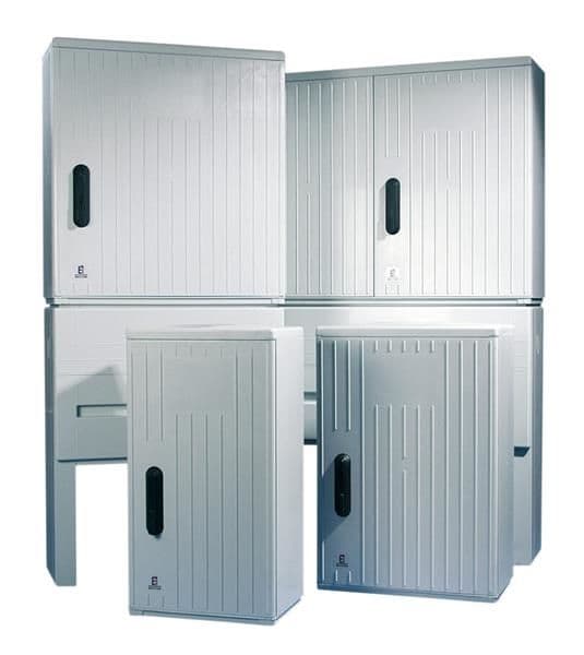 Armoire de trottoir Din00- 850 / 320 - Ral 7035, porte rayée LSOH vue 1