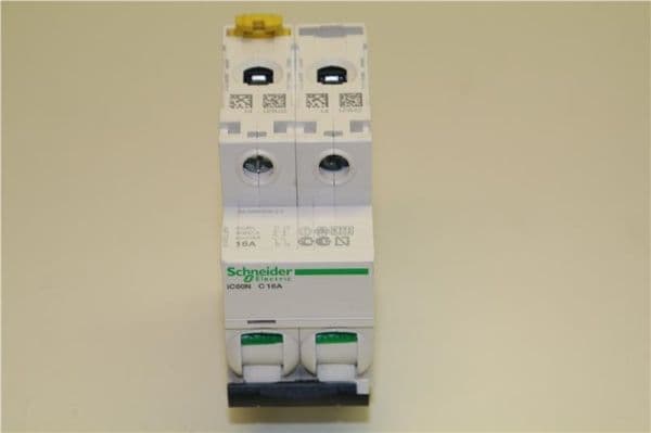 C60 - disjoncteur modulaire - C60N - 4 pôles 25A courbe C vue 1