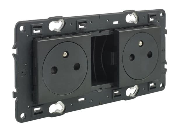 Valena prise 2 x 2 pôles + T précâblée affleurant appareil complet Noir à vis vue 1