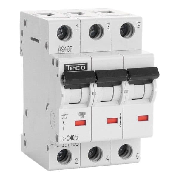 Disjoncteur 3 pôles 40A 10kA courbe C vue 1