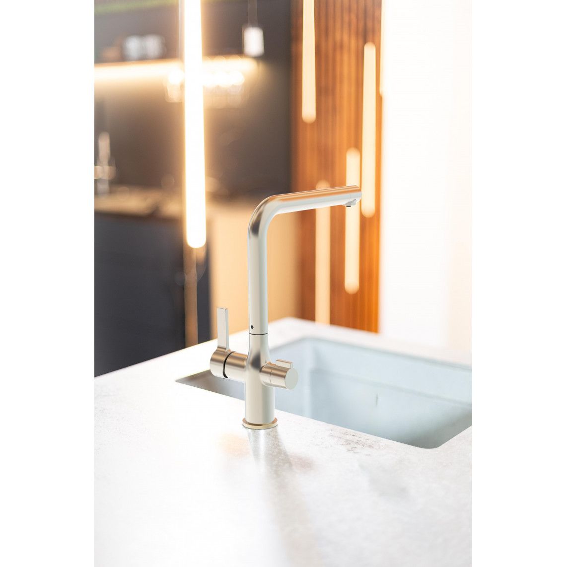 99805 AQUASTAR PRO Mitigeur pour eau potable avec système de filtration, apparence inox vue 9